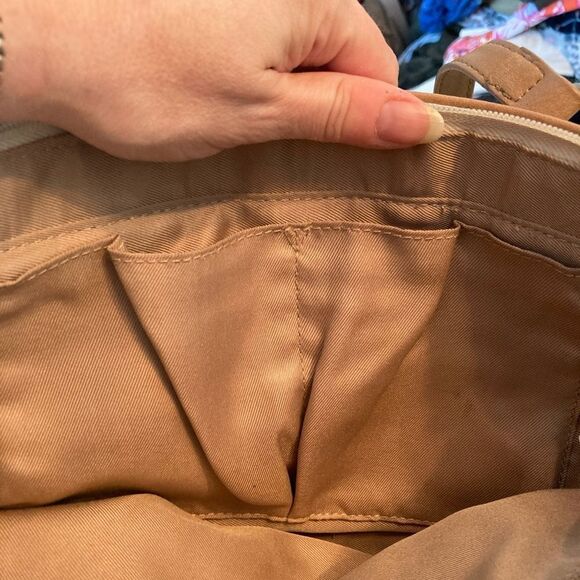 Sakroots NWOT Western/ Southwest vibe bag w/horse charms & tassels many pockets - Picture 12 of 14